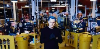JACK WHITE INSTA A LAS GRANDES DISCOGRÁFICAS A TENER SUS PROPIAS PLANTAS PAR PRENSAR VINILOS