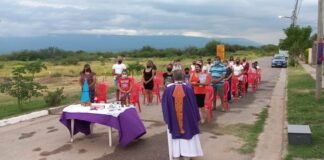 La comunidad San Juan Pablo II trabaja para tener el espacio propio