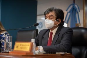 Senador Vera: «Lo establecido fue en virtud de la autonomía municipal»