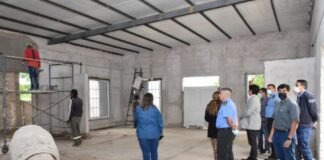 Visitan avance de obra del Salón Parroquial Santo Padre Pio