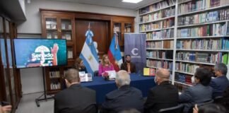 El Senado: “El Senado en la Escuela”: certamen para formar en la tarea de legislar Marcela Gurvin, Franco Dre
