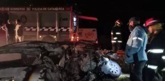 Un vehículo se prendió fuego y hay un fallecido