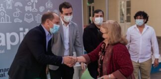 Entregaron más escrituras sociales para los vecinos del Bº Altos de Choya