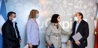 Gustavo firmó un convenio de pasantías con Ciencias Exactas