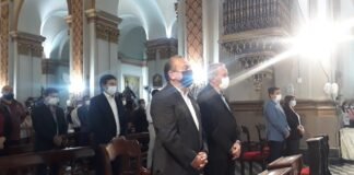Homenaje del Poder Ejecutivo provincial y municipal a la Virgen