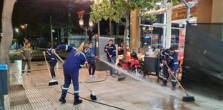 Limpieza de la Peatonal Rivadavia