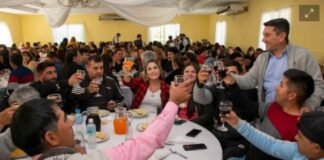 Los intendentes de Andalgalá y FME anunciaron la entrega de un bono para los municipales