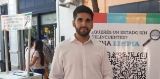 Proyecto «ficha limpia»: levantan firmas en la peatonal capitalina