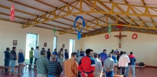 Santa Misa en la capilla de la cárcel de varones