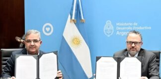 Más financiamiento a tasa subsidiada para PyMEs catamarqueñas Raul Jalil firma de convenio