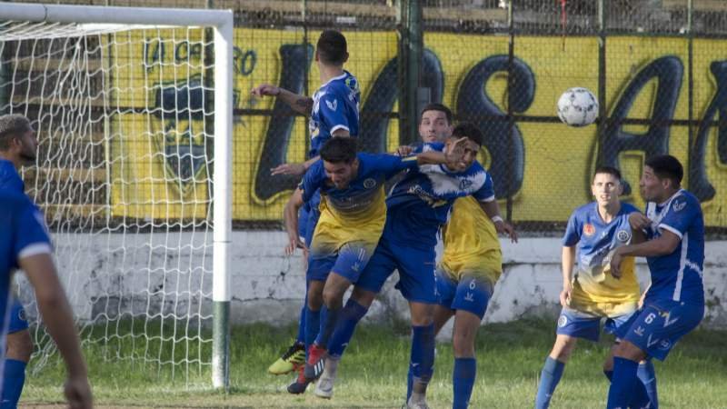 Defensores quiere saltar a la punta