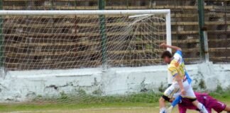 El “Divino” bajó al puntero Tesorieri