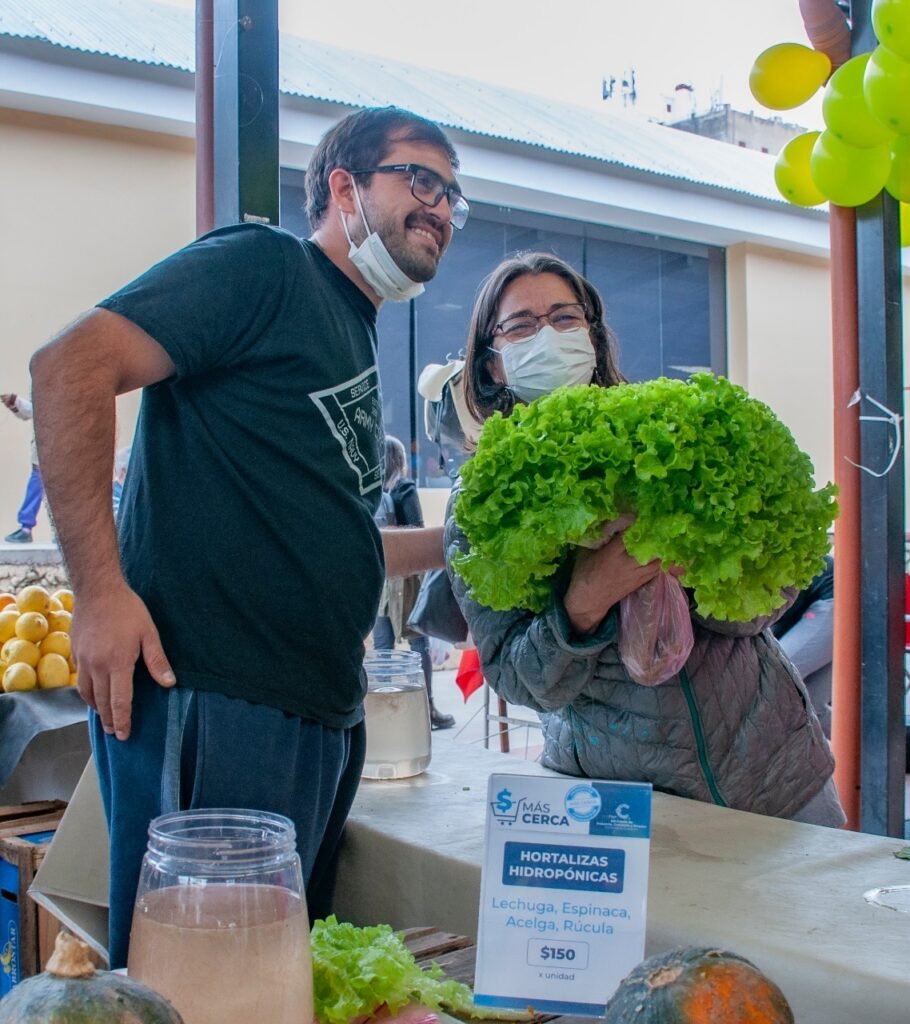 El PCPC celebró sus 20 años con la presencia de Lucia acompañando y se presentaron productos a precios convenidos