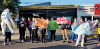 Empleados de Salud cortan frente a Casa de Gobierno, piden su estabilidad laboral