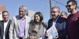 Jalil, Ferraresi y Saenz entregaron 81 viviendas en el norte de la Capital