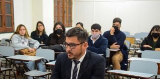 La comunidad entrevistó a postulantes a fiscales de Violencia