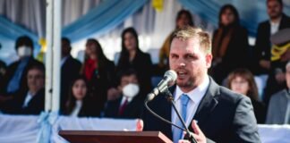 Reclaman al intendente Menecier cumpla con el compromiso salarial