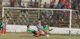 San Lorenzo y Chacarita se acercaron al puntero