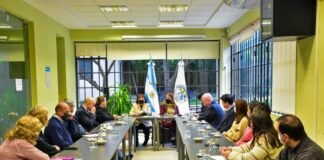 UNCA recibió a parte de la embajada de E.E.U.U