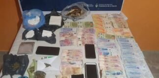 Secuestran 4 kilos de drogas y arrestan a cinco personas