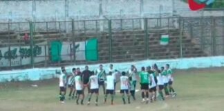 Defensores goleó a Juventud en el clásico y sigue como único puntero