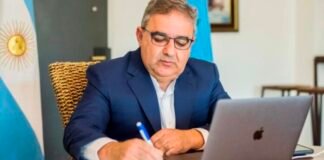 El gobernador dio positivo de COVID 19