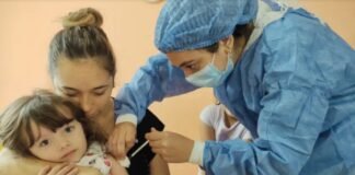 Vacunación Covid 19: tercera dosis para niños y niñas, y cuarta para mayores de 18 años