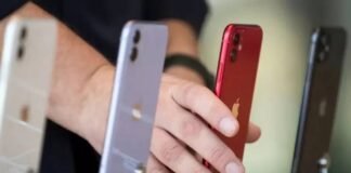Robaron 15 iPhones, dólares y dinero en efectivo de un local comercial