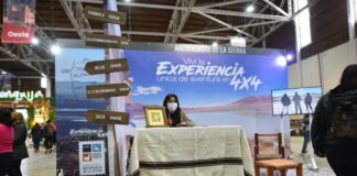 Antofagasta promociona el Volcán Galán y sus lagunas en la Fiesta del Poncho