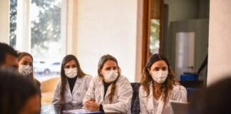 EL GOBIERNO Y LOS PROFESIONALES DE SALUD INICIARON LA NEGOCIACIÓN POR INCREMENTO SALARIAL