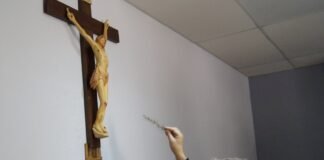Entronizan imagen de Cristo en la casa de la Comunidad Cenáculo