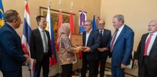 Raúl Jalil y Rubén Dusso recibieron a embajadores asiáticos Raul Jalil, Ruben Dusso