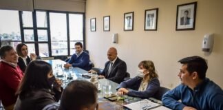 Avanza la creación de un programa de prevención de consumo de alcohol a jóvenes