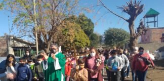 Con visitas y Misas callejeras celebran a San Cayetano