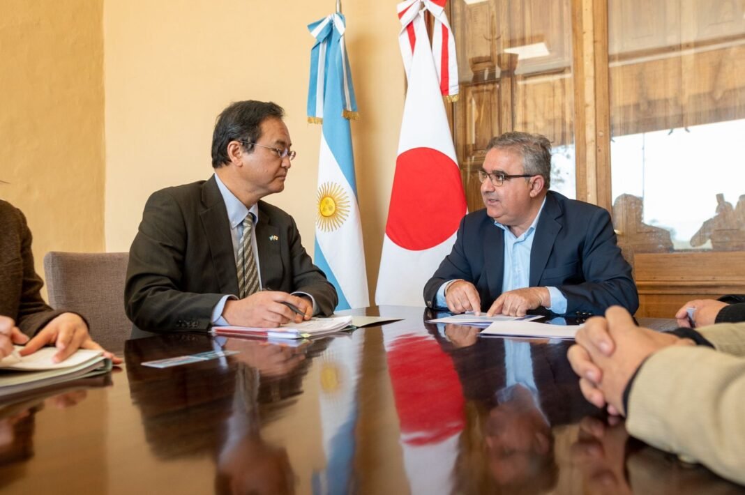 El Gobernador recibió al Embajador de Japón