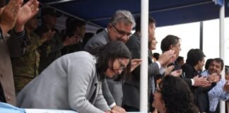 En Los Altos, el Gobernador encabezó el acto central en conmemoración a San Martín