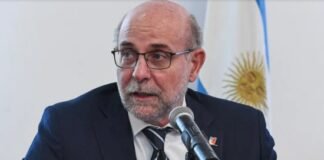 Ya son varios anotados para disputar la conducción de la UCR Flavio Fama