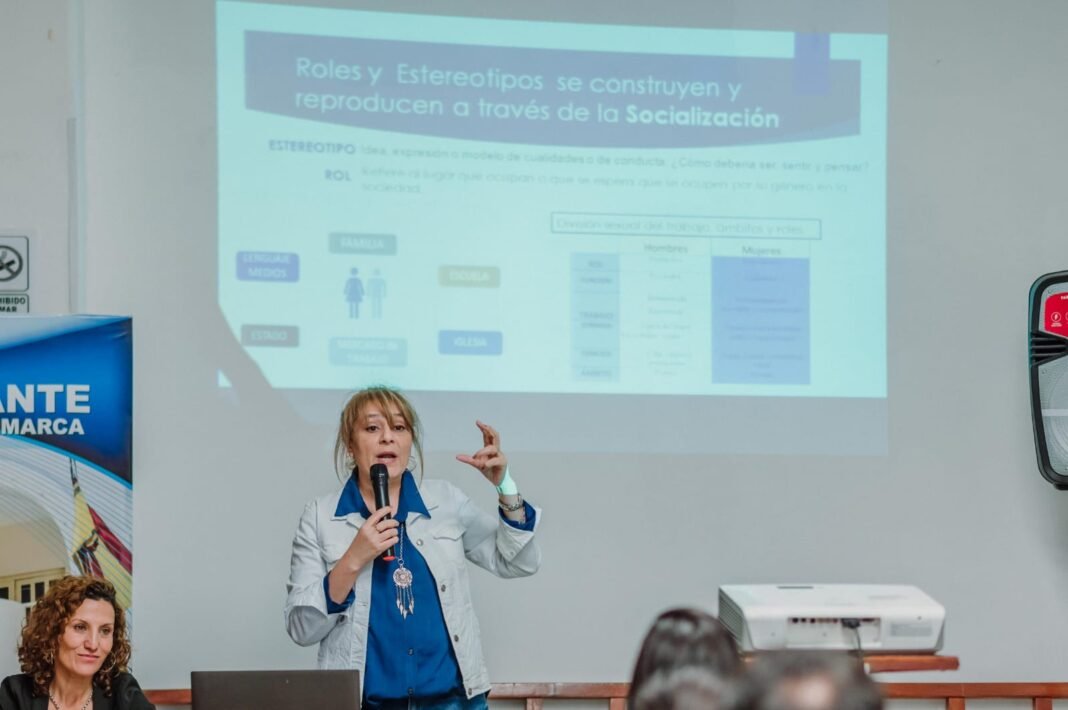 Funcionarios del ministerio de Gobierno iniciaron capacitación en Ley Micaela