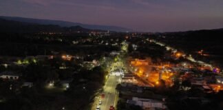 Jalil inauguró obras de iluminación y asfaltado en Fray Mamerto Esquiú