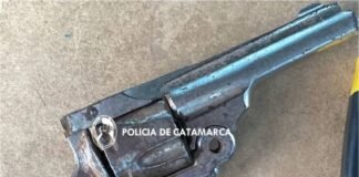Le encontraron un revolver en la cartera en plena avenida Belgrano