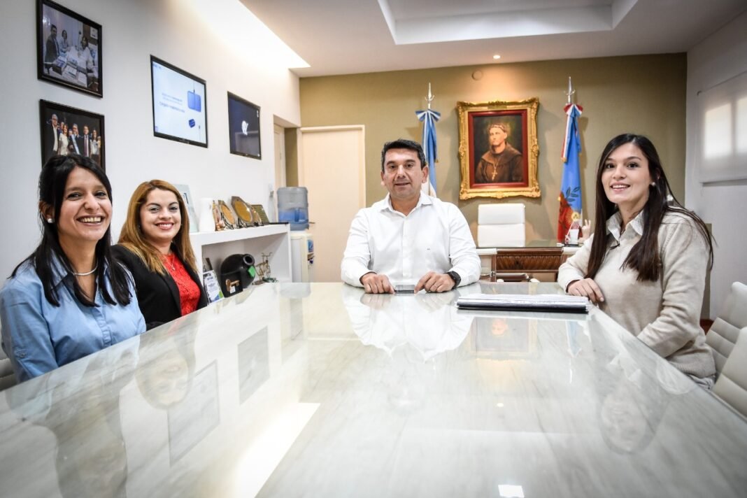 Jubilados de Fray recibirán un bono de $7000