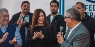 Raúl Jalil se comprometió a analizar el pago de adicionales
