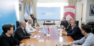 Reunión para el desarrollo logístico del transporte del Litio