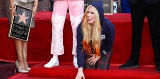 Avril Lavigne tiene su estrella en el Paseo de la Fama de Hollywood