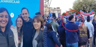 Dalmacio Mera fue abuchado por la militancia en el acto de apoyo a Cristina Fernández de Kirchner