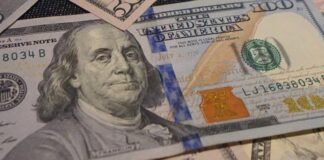 Fuerte baja del dólar blue: A cuánto cotiza hoy