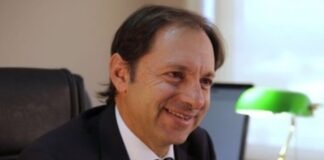 Gobierno hizo descuentos a personal de Salud