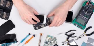 La UE obligará a Apple y Samsung a prolongar la vida útil de las baterías de sus móviles