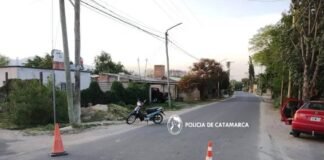 Motociclistas heridas tras chocar contra un automóvil