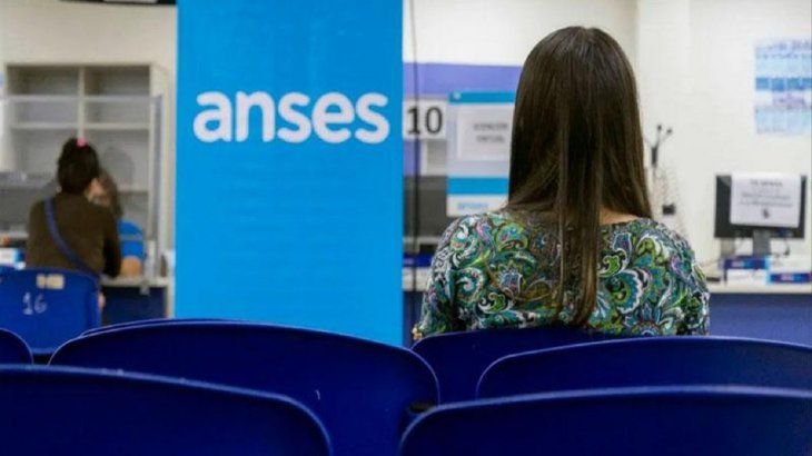 ANSES alerta ante posibles estafas: qué se debe hacer
